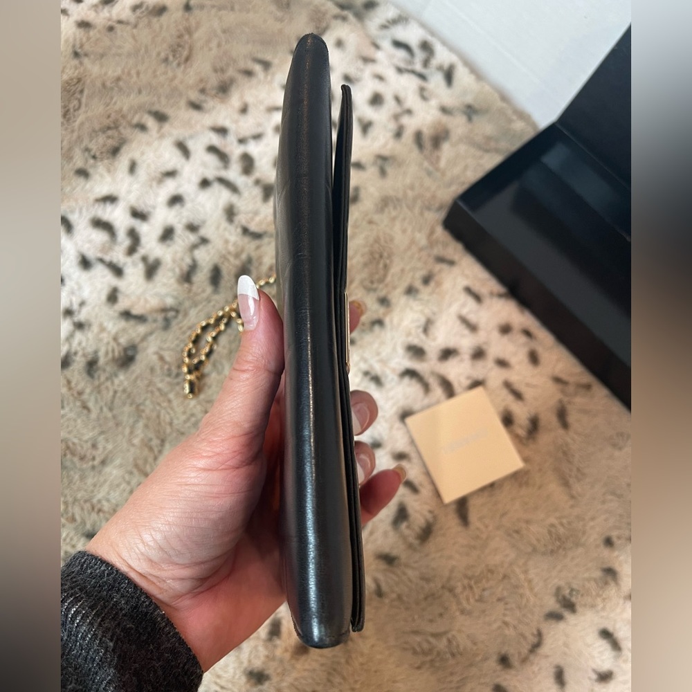 CHANEL Black and Gold Quilted Wallet - Picture 6 of 16